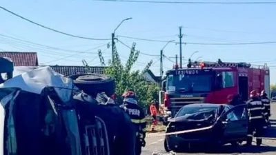 Accident grav în Argeș! Patru persoane, rănite după impactul dintre trei mașini