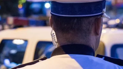 Doi tineri de 27 și 28 ani, arestați preventiv pentru trafic de droguri. Aveau 62 de doze de heroină ascunse în lenjeria intimă