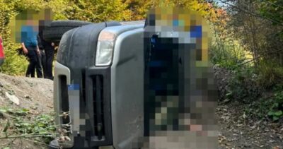 Doi soți din Brașov, găsiți fără viață într-o mașină răsturnată. Familia îi dăduse dispăruți în urmă cu trei zile
