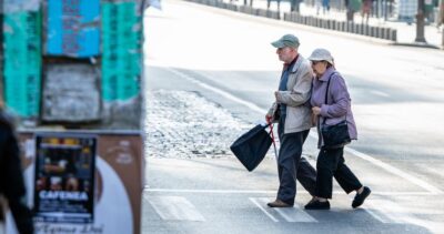 Cum îți poți recupera pensia dacă nu ești acasă când vine poștașul. Procedura pe care trebuie să o știe pensionarii
