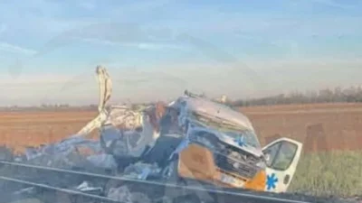Ambulanță spulberată de tren! Impactul s-a produs în Satu Mare