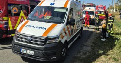 Plan Roșu de Intervenție în Vâlcea, în urma unui impact teribil între un microbuz şi un autoturism
