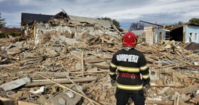Deflagrație puternică în Vrancea! Mai multe case au fost complet distruse, iar un bărbat a ajuns în stare gravă la spital Autor: Laura Macovei